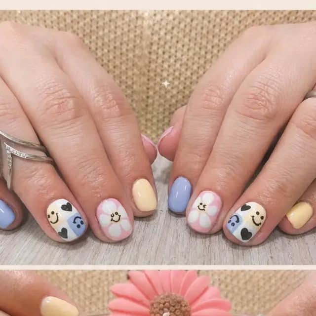 Nail art, 64 Athens Nail Bar