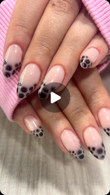 64 Athens Nail Bar Reel 1